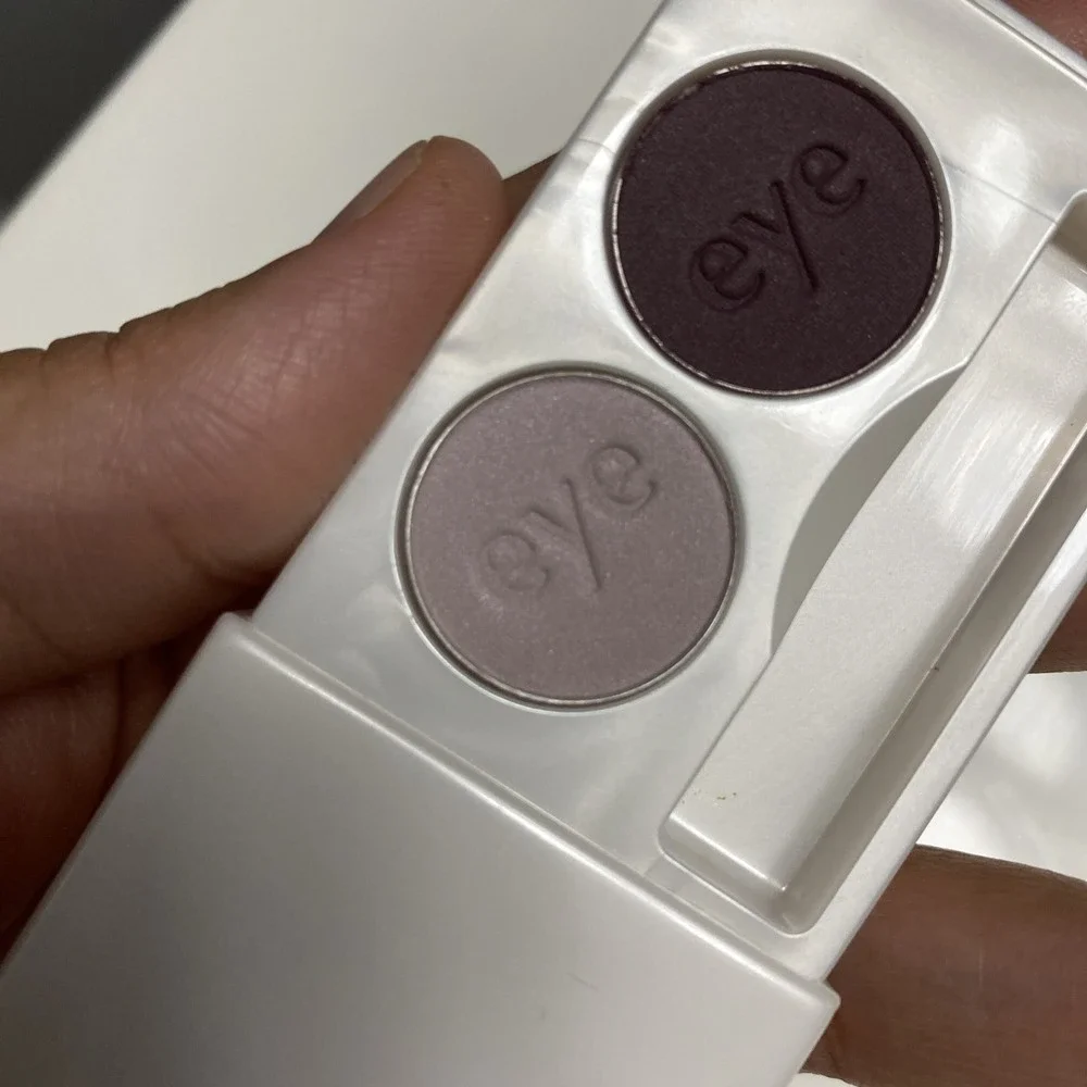 Estee Lauder Two In One Eyeshadow Duo 01 Selection From Tulip Quad + Eggplant 13